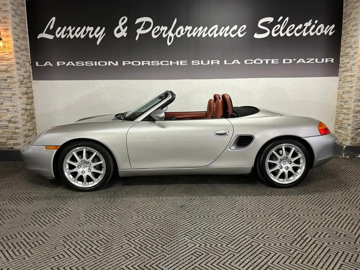 Porsche Boxster 986 2.7 220ch - 89000km - Excellent état - Carnet  Gris - 2