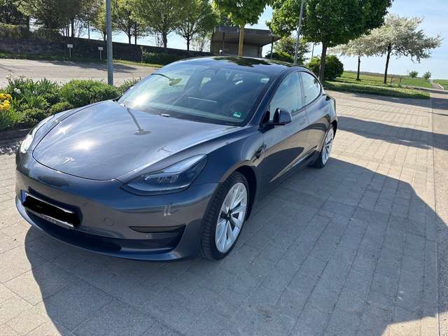 Imagine Tesla Model 3 Model 3 Standard Reichweite Plus Hinterradantrieb