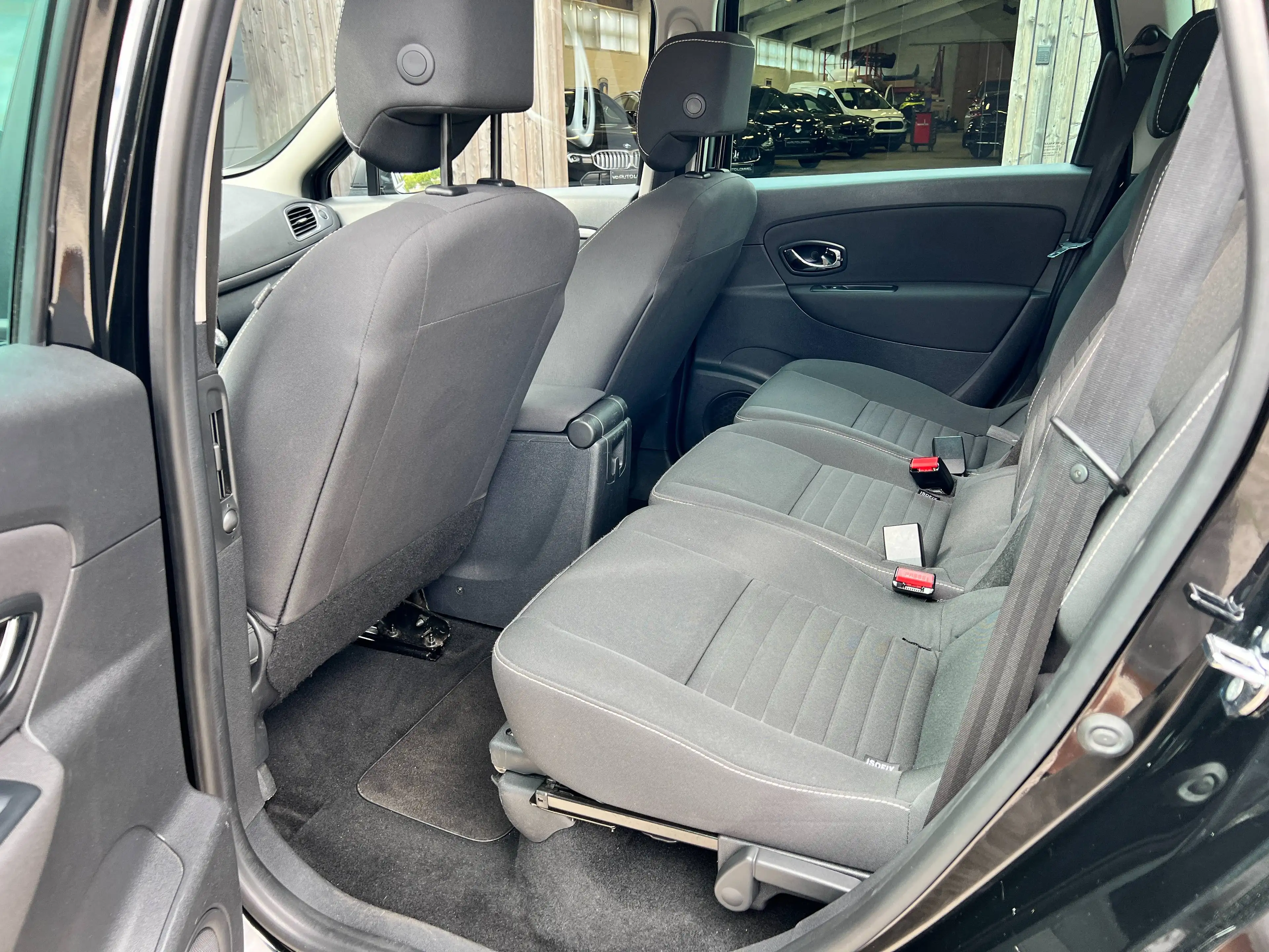 Renault Scenic 1.5Dci - 7 PLAATSEN/ NAVI/ CRUISE CONTROL/ AIRCO/ GARANTIE — photo 15