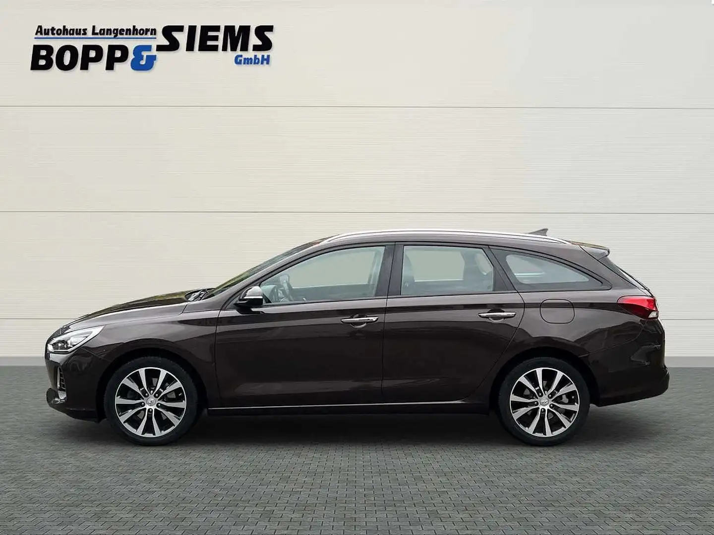 Hyundai i30 Kombi 1.0 T-GDI 'Trend' Navi+Komfort Paket' Braun - 2