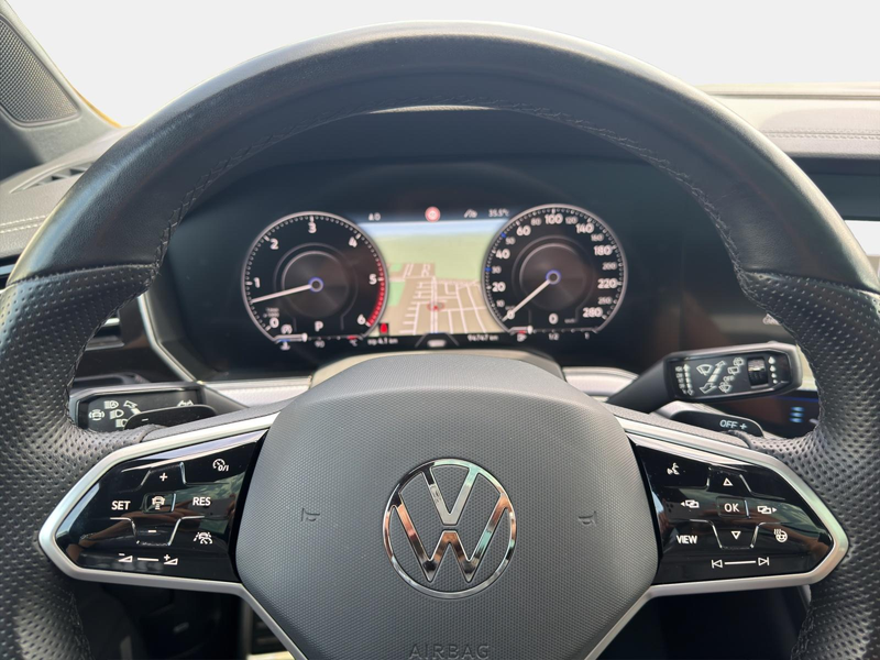 Volkswagen Touareg 3.0 V6 TDI R-Line*Pano/Navi/AHK/Stdhzg.* — photo 12