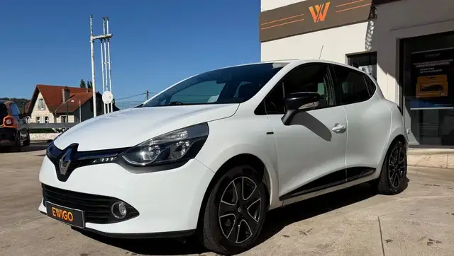 Renault Clio view 6