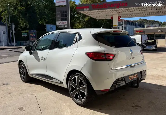 Renault Clio view 5
