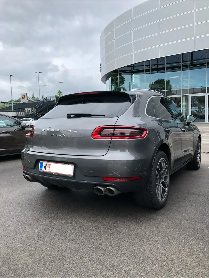 Porsche Macan S 3,0 20 Zoll Räder Grau - 2