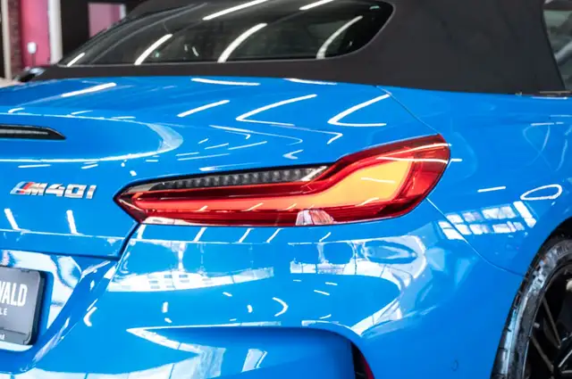 BMW Z4 M view 9