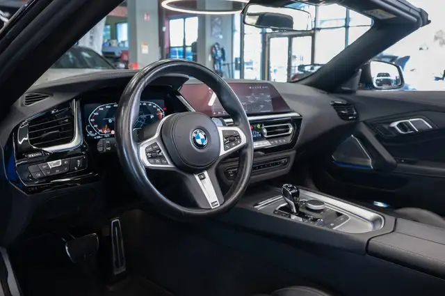BMW Z4 M view 11