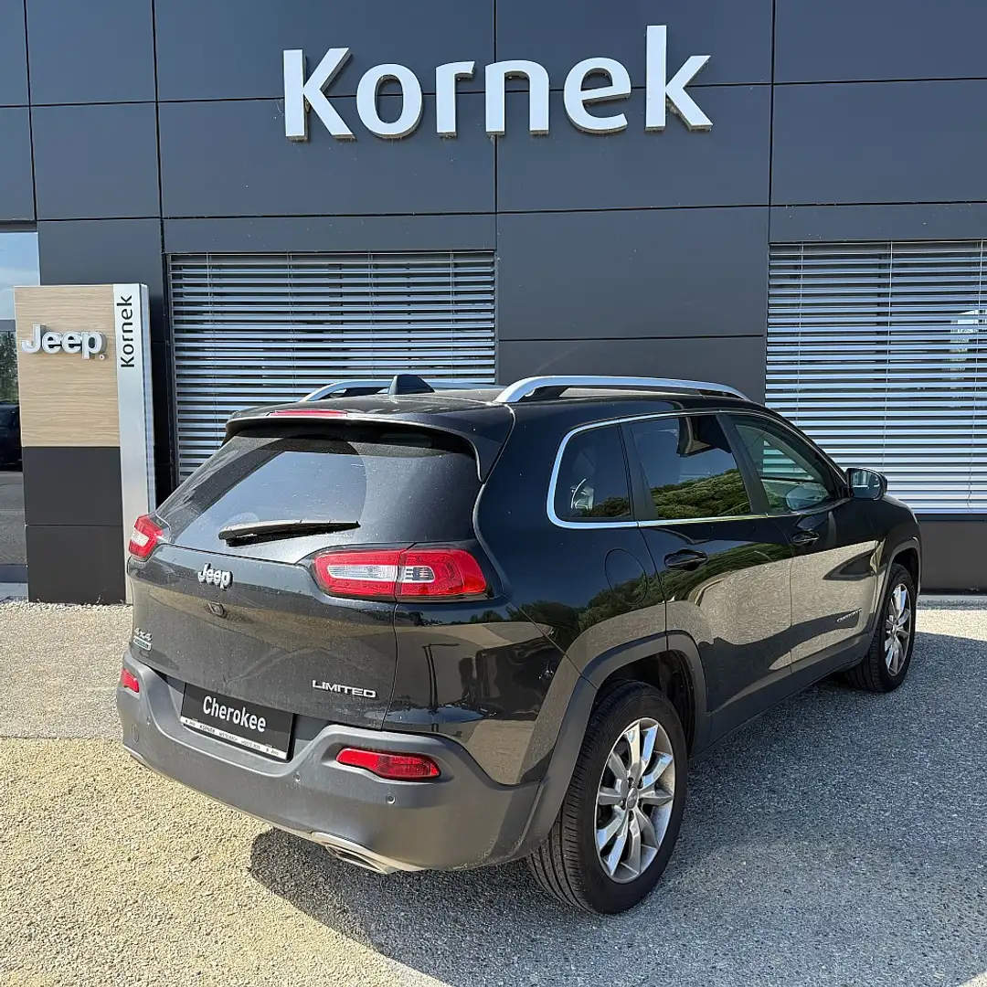 Jeep Cherokee 2,2 MultiJet II AWD Limited Aut. mit Standheizung Grau - 2