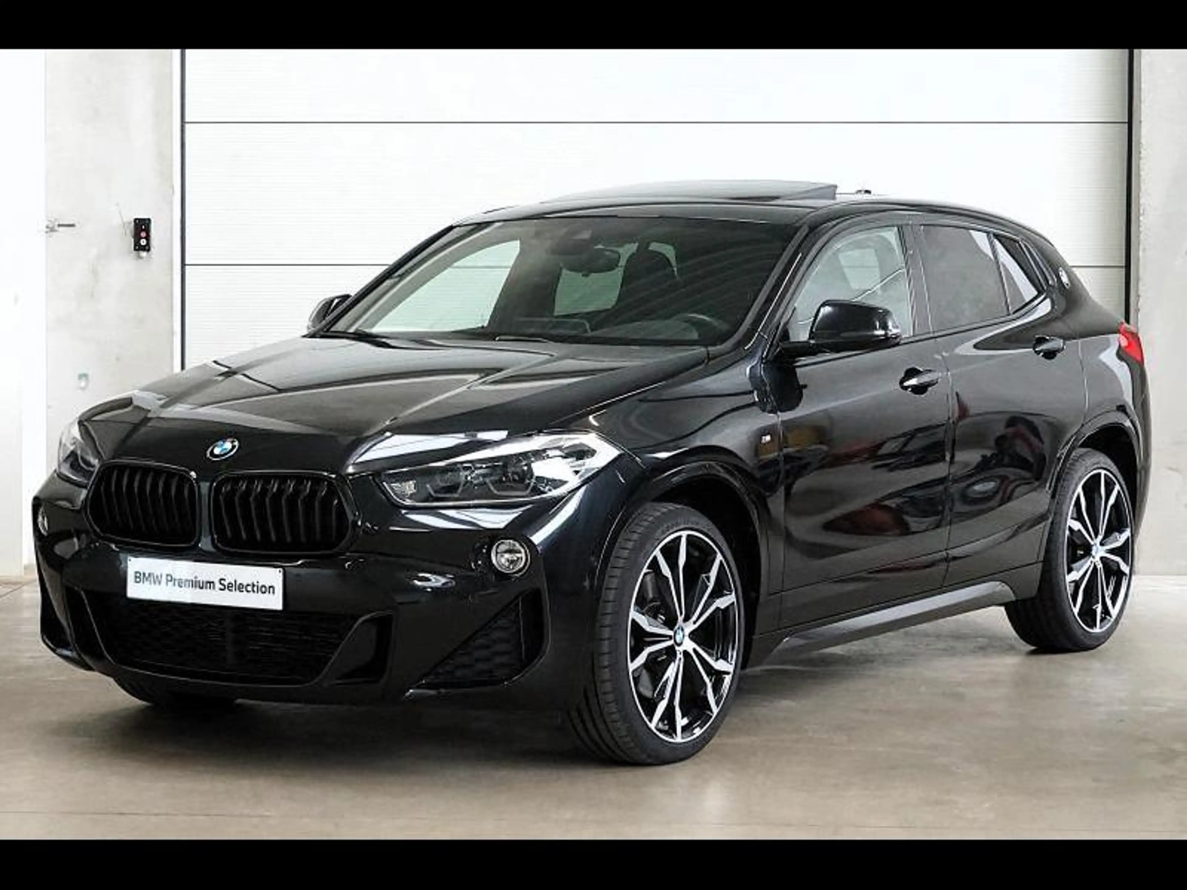 BMW X2 - Panoroof - HUD - Harman/Kardon - LED