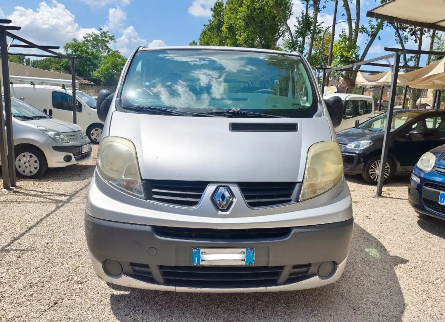Renault Trafic 2.0 CDI 9 POSTI PREZZO INTRATTABILE!!!!!! Argento - 2
