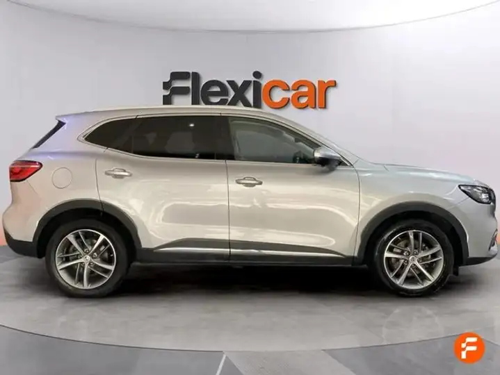 MG HS 2023, foto 5