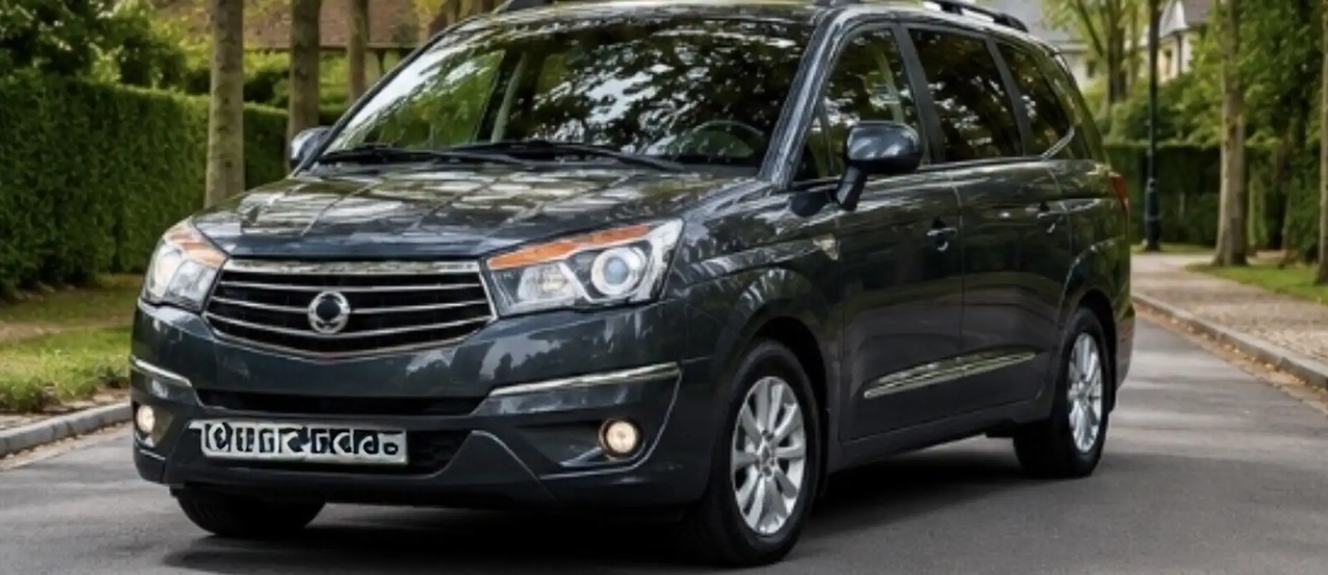 SsangYong Rodius 2.2 SV220e-XDi 2WD Quartz - 2
