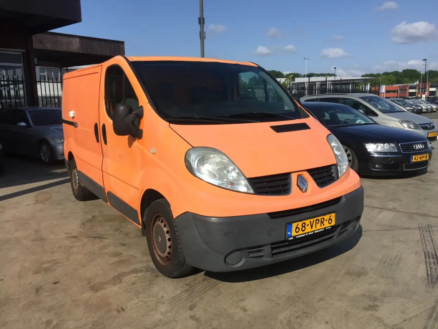 Renault Trafic 2.0 dCi T27 L1H1 Gen Portocaliu - 2