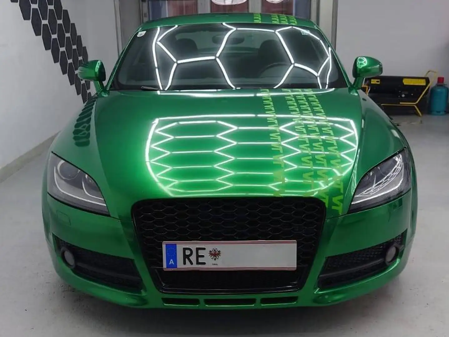 Audi TT TT Coupé 2,0 T FSI Silber - 2