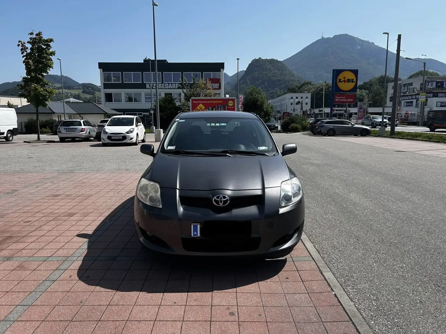 Toyota Auris 1.4 VVT-i - 1