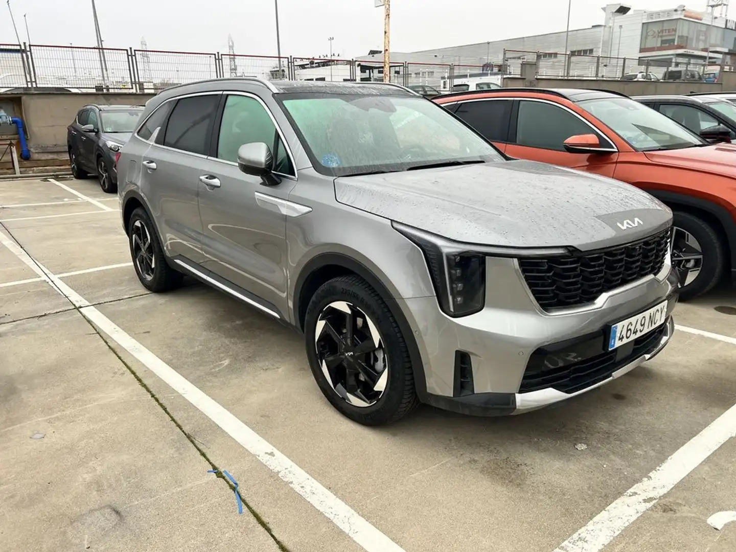 Kia Sorento 1.6 T-GDi PHEV Emotion Pack Premium 4x4 Gris - 2