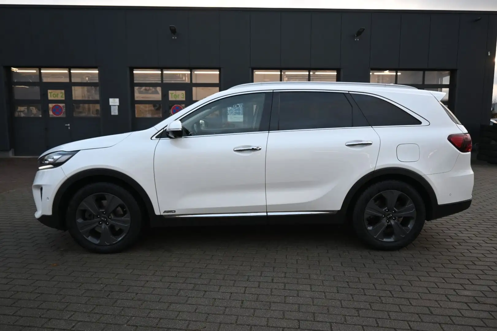 Kia Sorento 2.2 AWD . Platinum Edition*ACC*AHK*Pano* Wit - 2