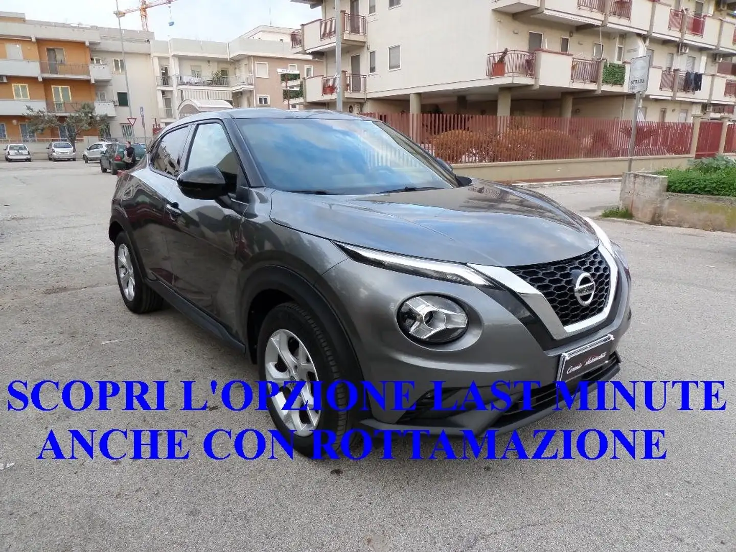 Nissan Juke 1.0 DIG-T N-CONNECTA 114cv Gris - 1