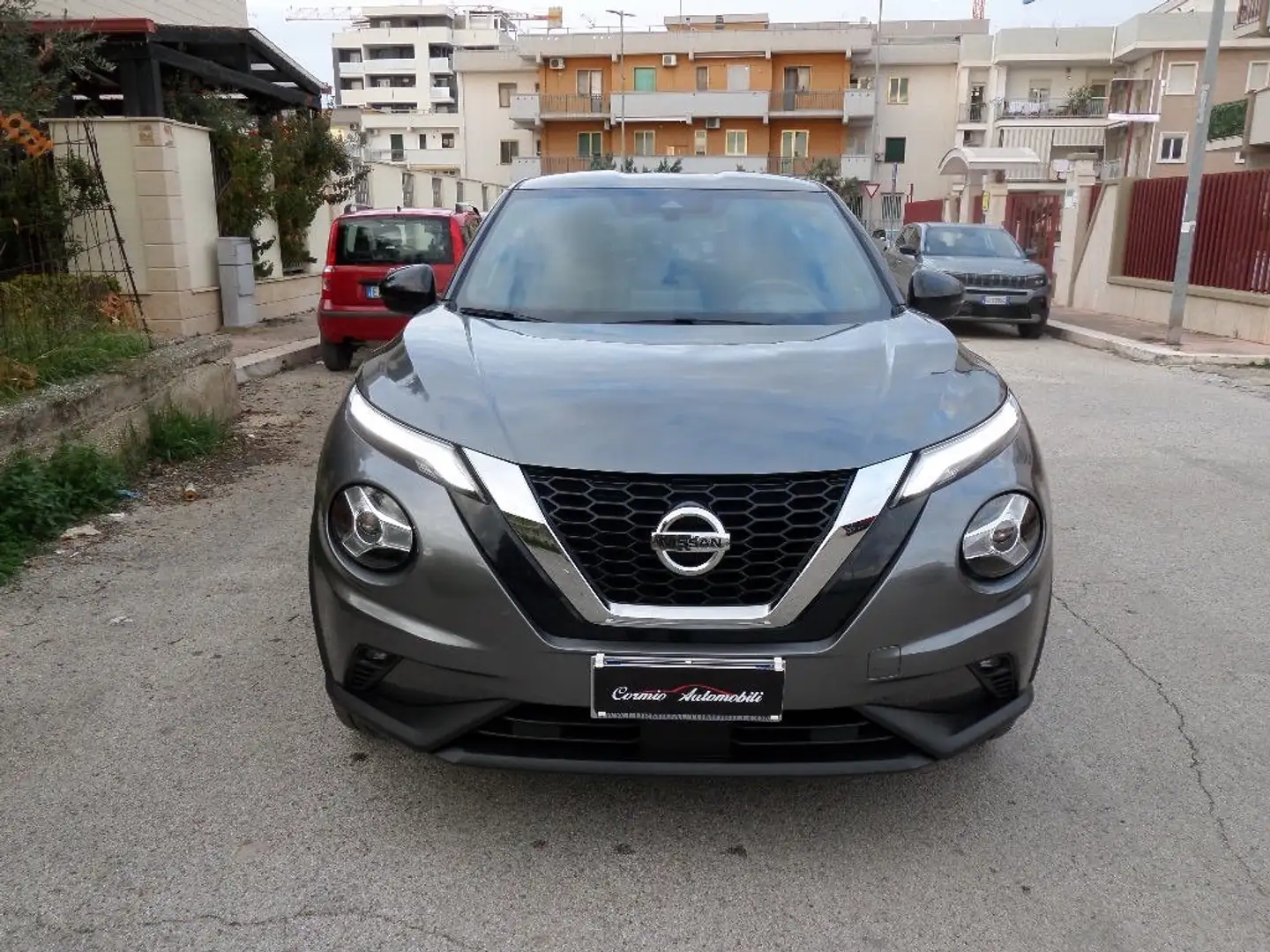 Nissan Juke 1.0 DIG-T N-CONNECTA 114cv Gris - 2