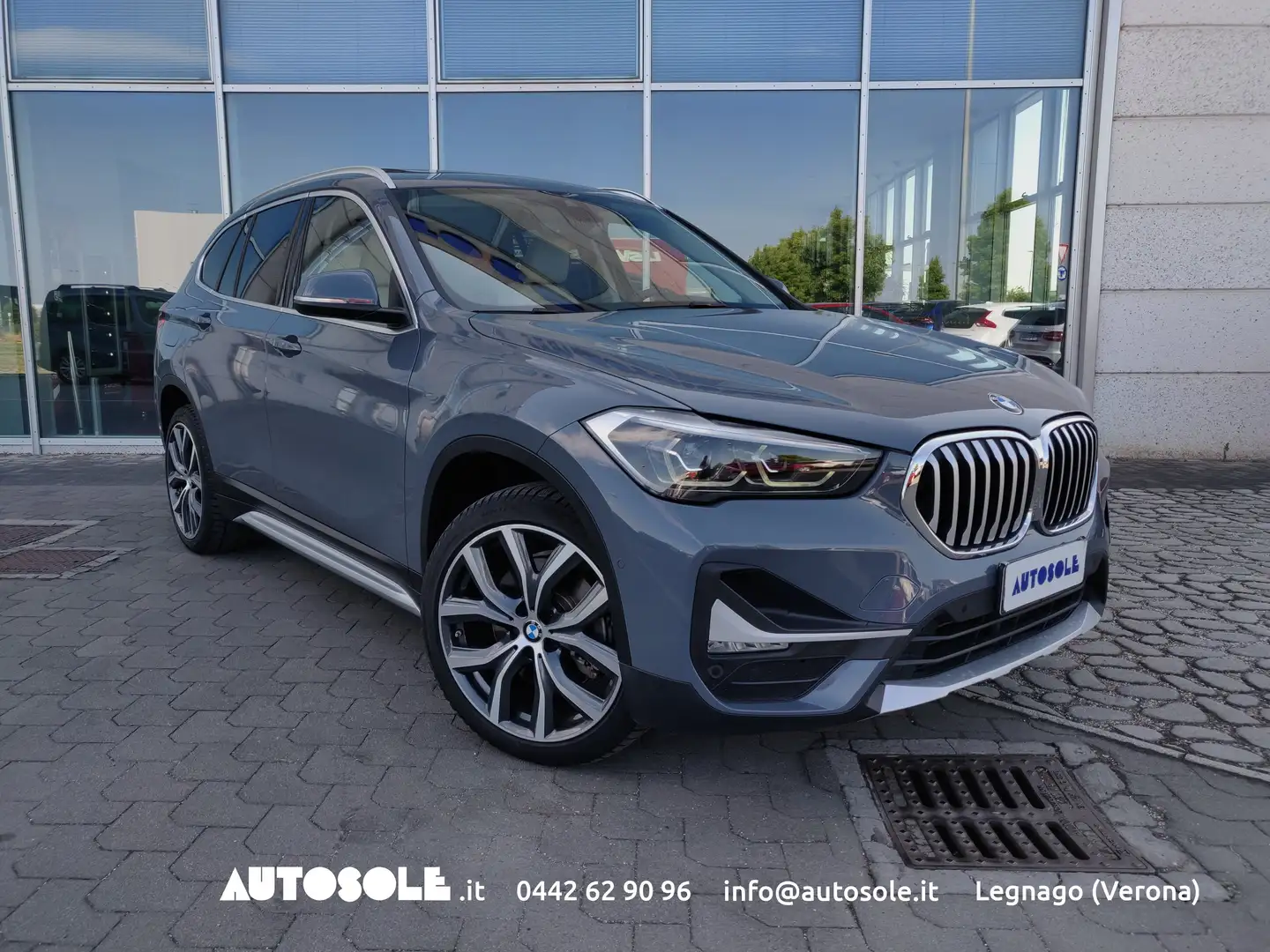 BMW X1 X1 20D Sdrive XLine Automatica Grigio - 1