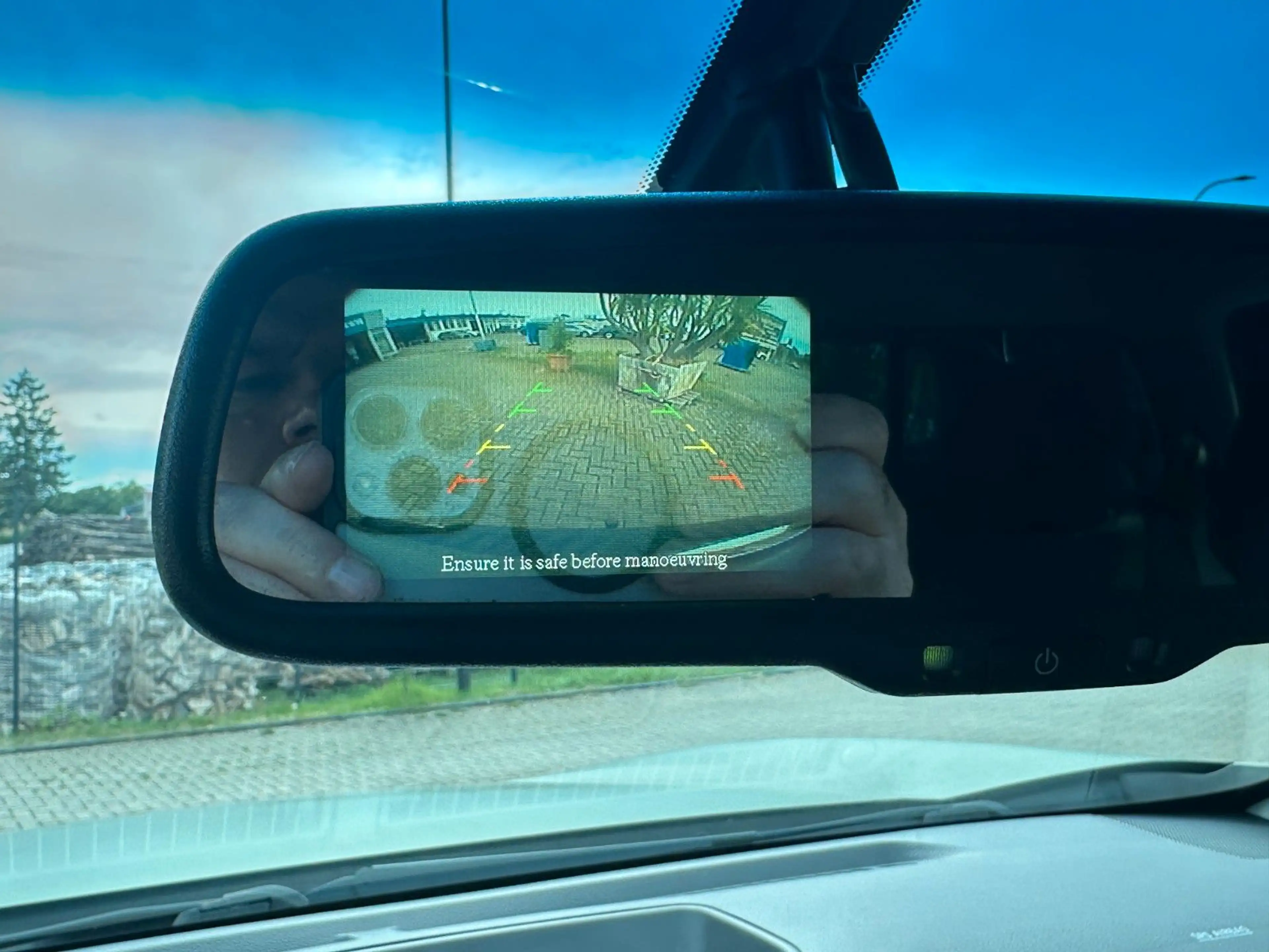 Nissan Navara NP300 N-Connecta Double Cab 4x4 — photo 10