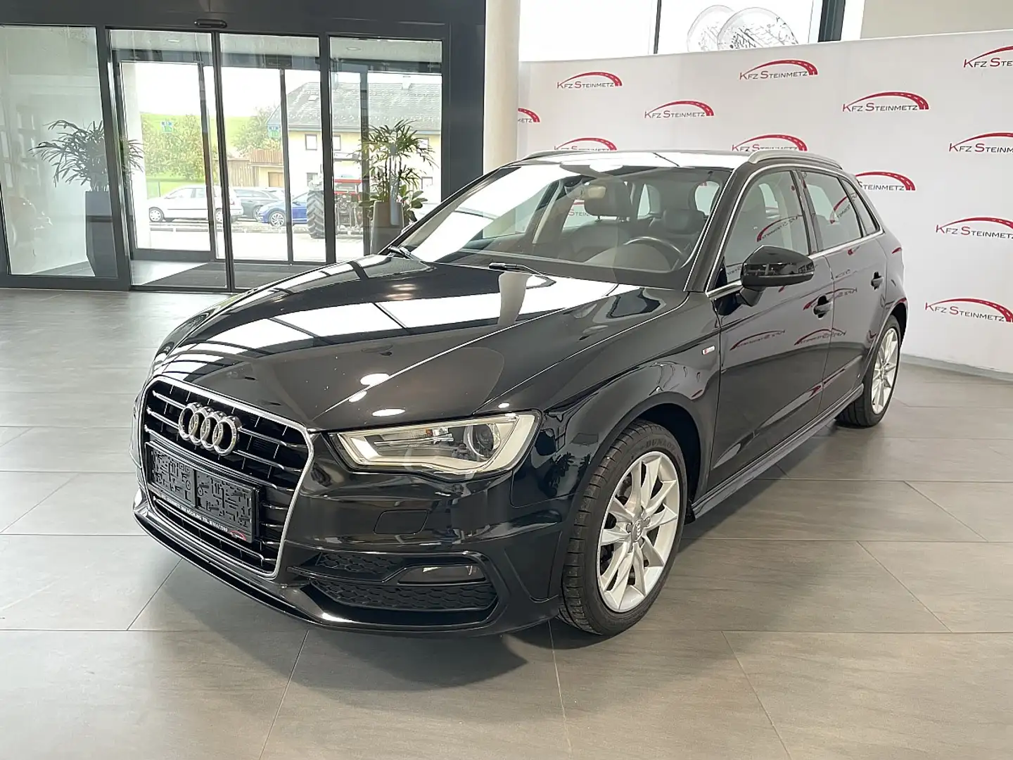 Audi A3 SB 1,6 TDI S-line Ext. Schwarz - 1