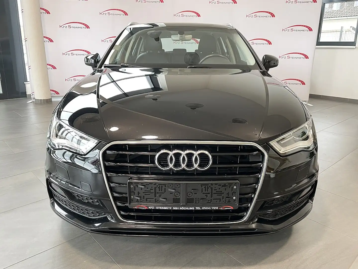Audi A3 SB 1,6 TDI S-line Ext. Schwarz - 2