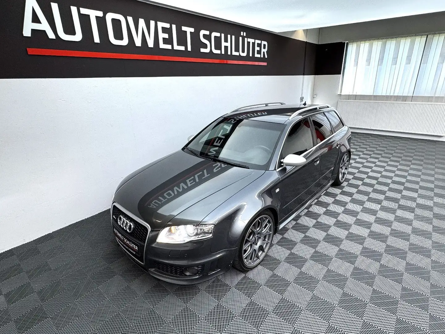 Audi RS4 B7 Avant 4.2 FSI*Ceramic*BBS Motorsport 19* Gris - 2