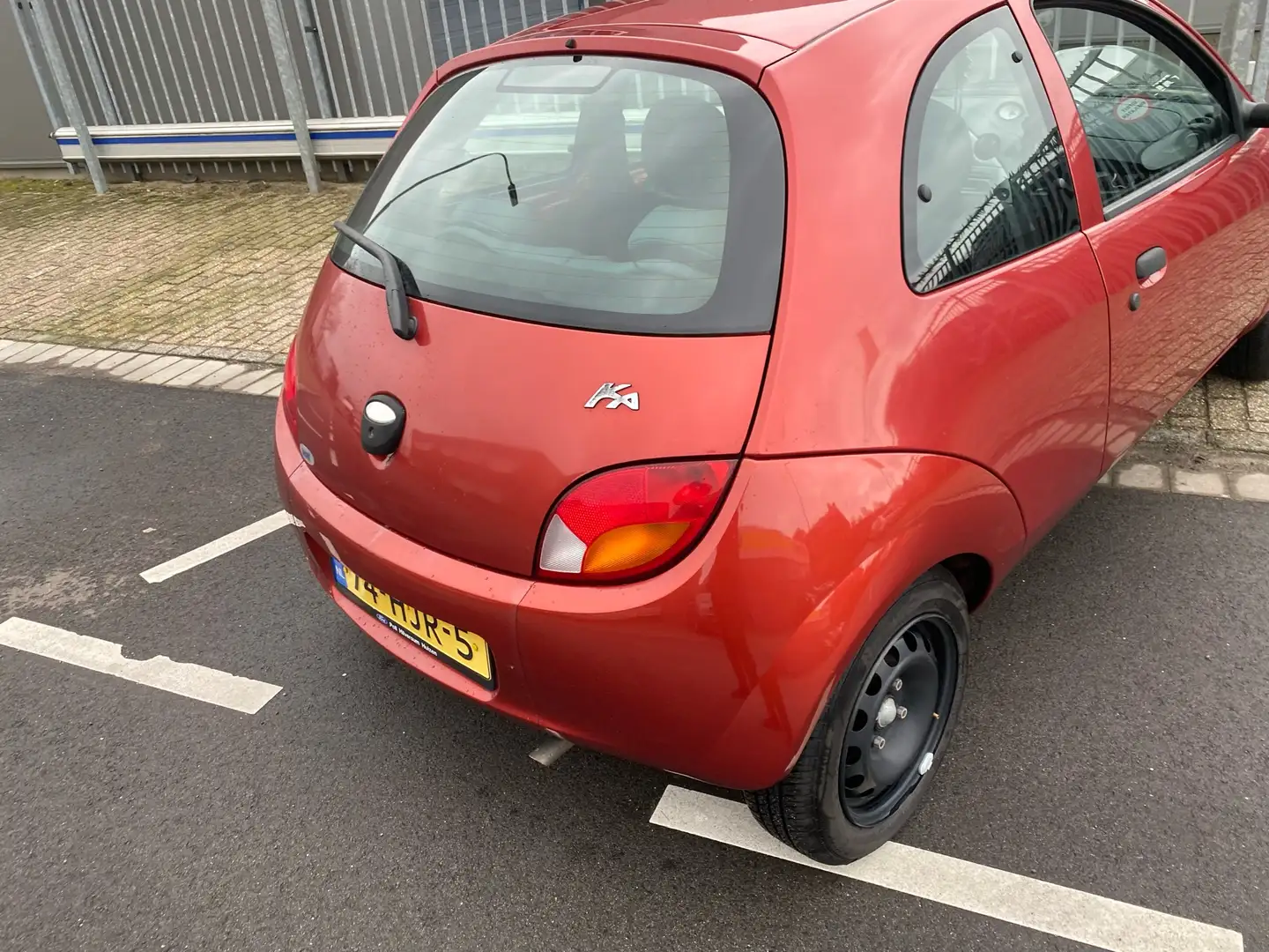 Ford Ka/Ka+ 1.3 Cool & Sound Rojo - 1
