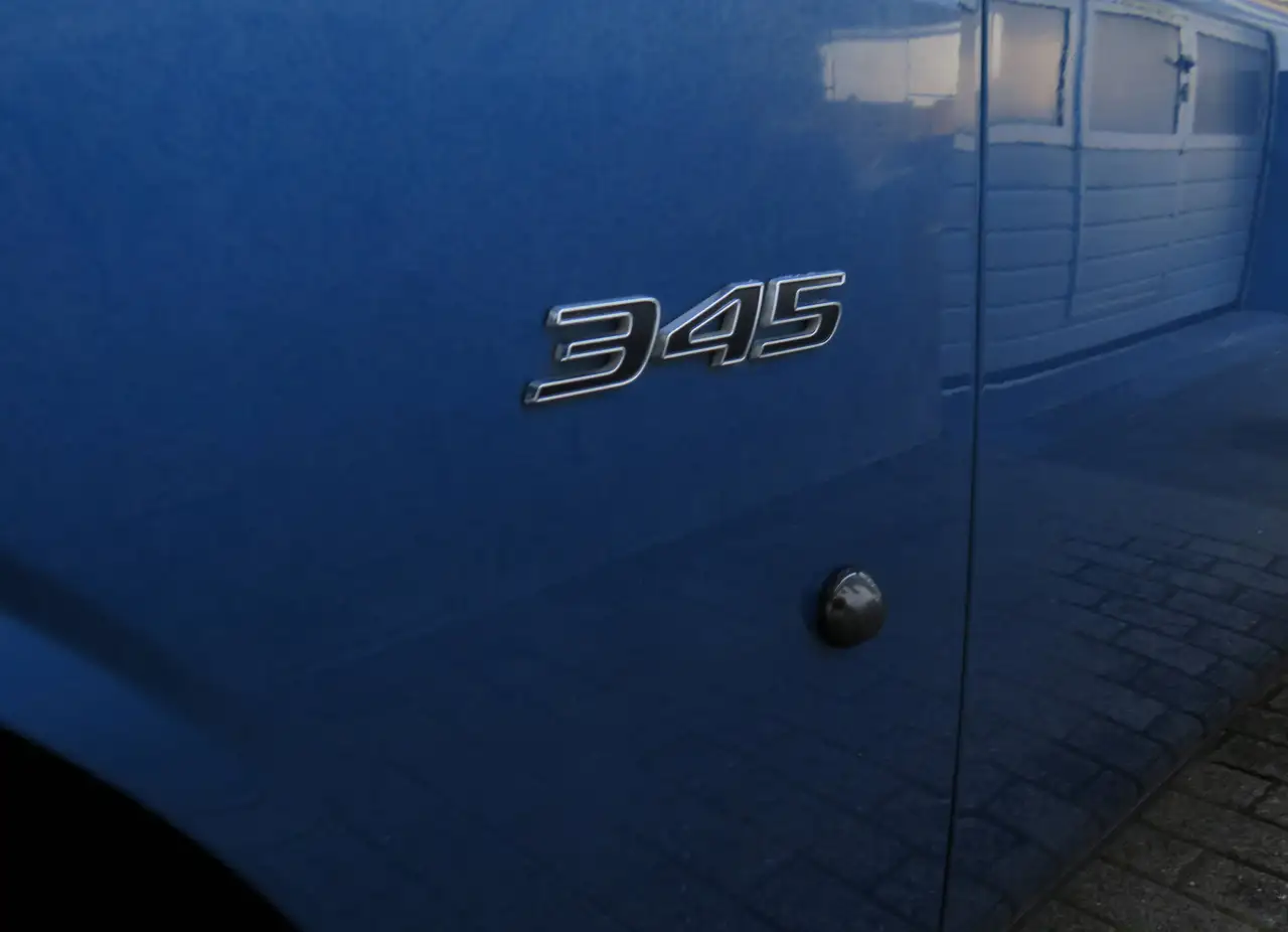 Dodge Challenger 2024 — фото 13