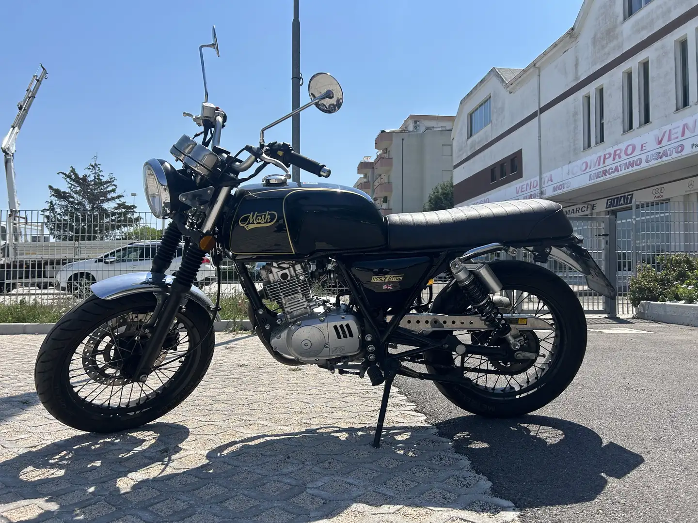 Mash Black Seven 125cc - 1