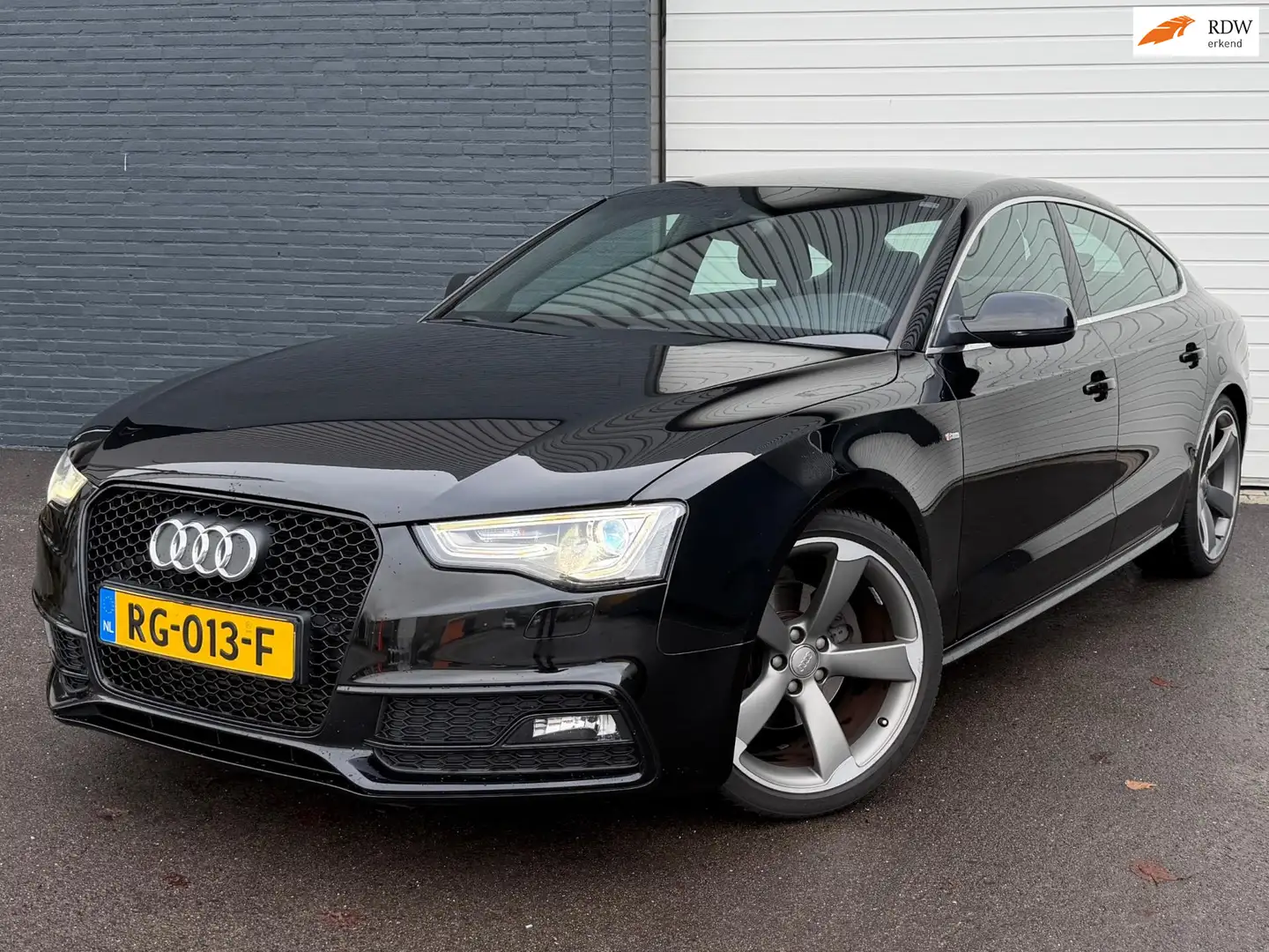 Audi A5 Sportback 1.8 TFSI Sport Edition 3XS-LINE/VOLO-H/L Zwart - 1