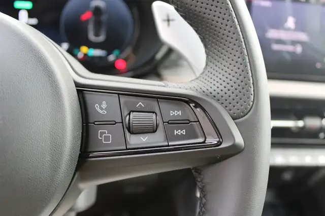 Alfa Romeo Tonale Veloce Plug-in e-AWD 1.3 270PS AWD Ansicht 11