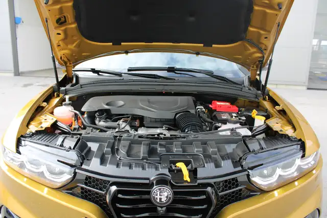 Alfa Romeo Tonale Veloce Plug-in e-AWD 1.3 270PS AWD Ansicht 25