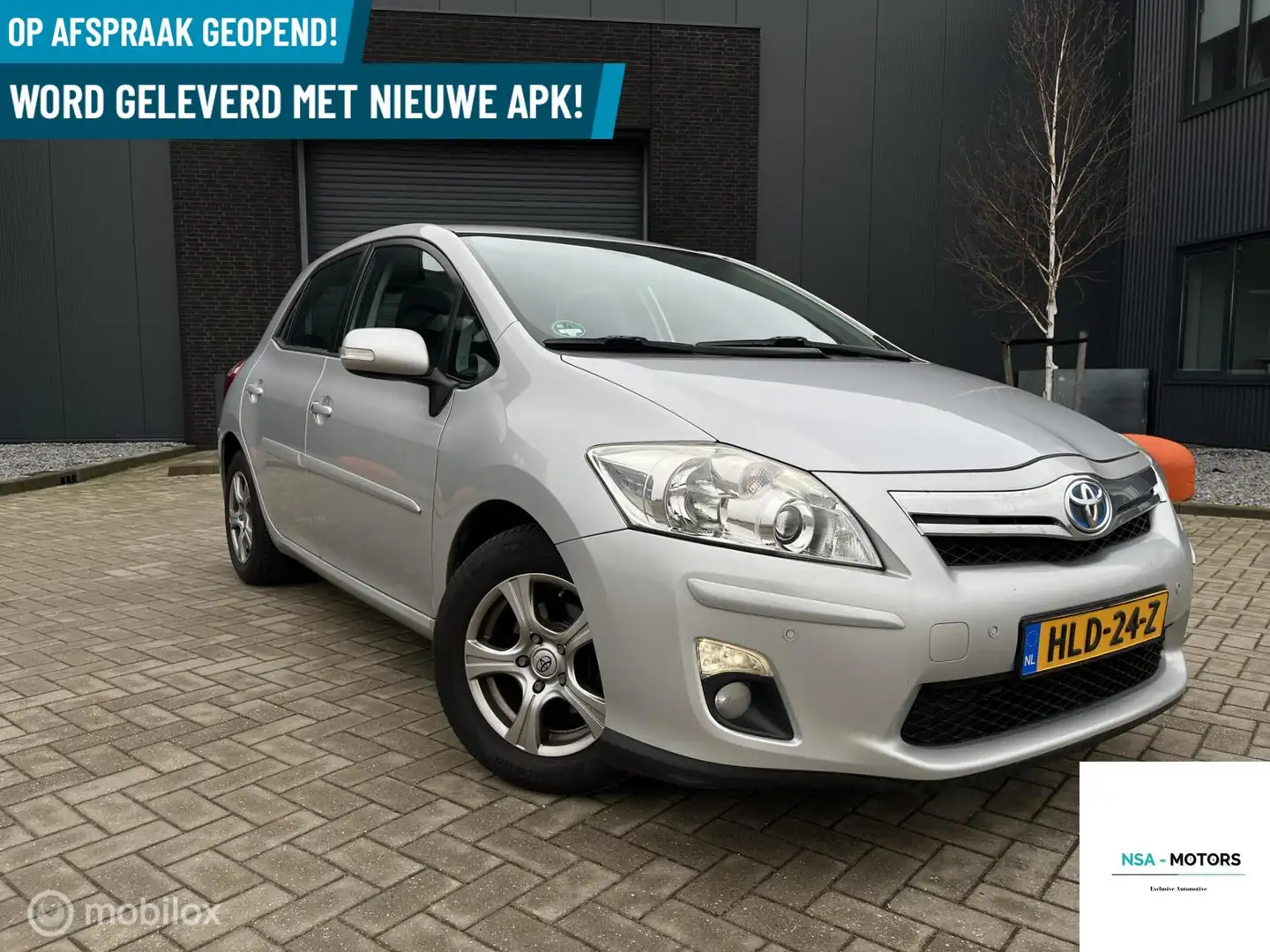 Toyota Auris 1.8 Full Hybrid Executive Gris - 1