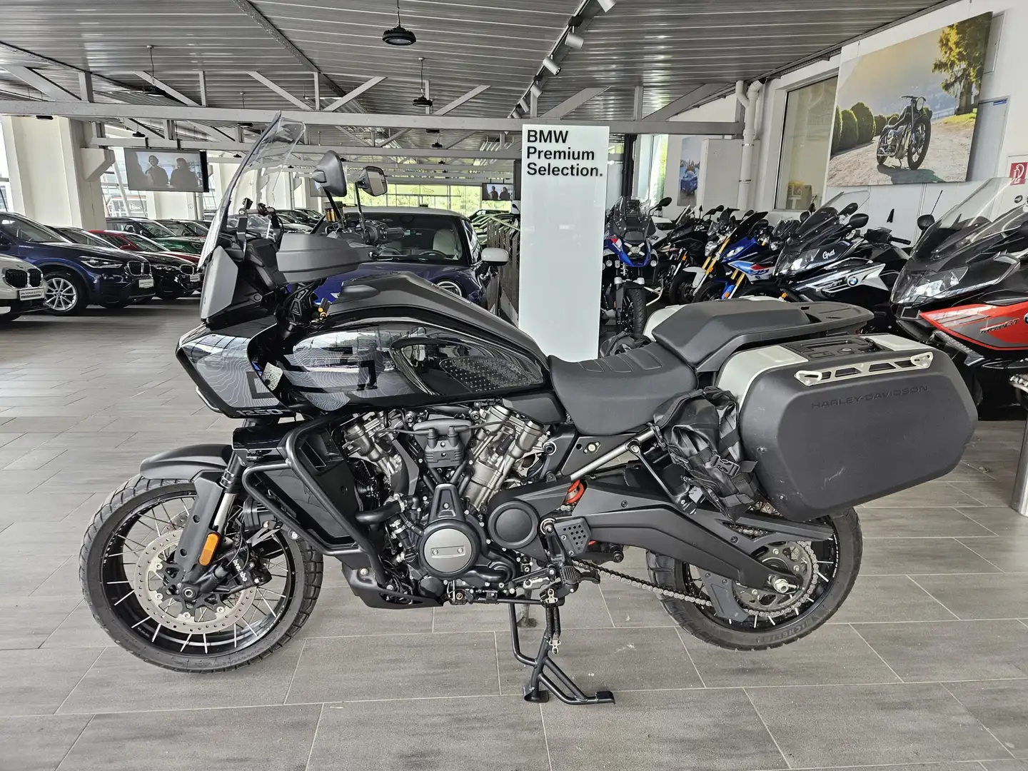 Harley-Davidson Pan America 1250 Special Negro - 2