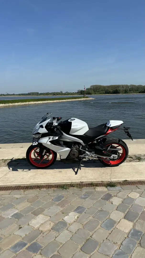 Aprilia RS 457 - 2