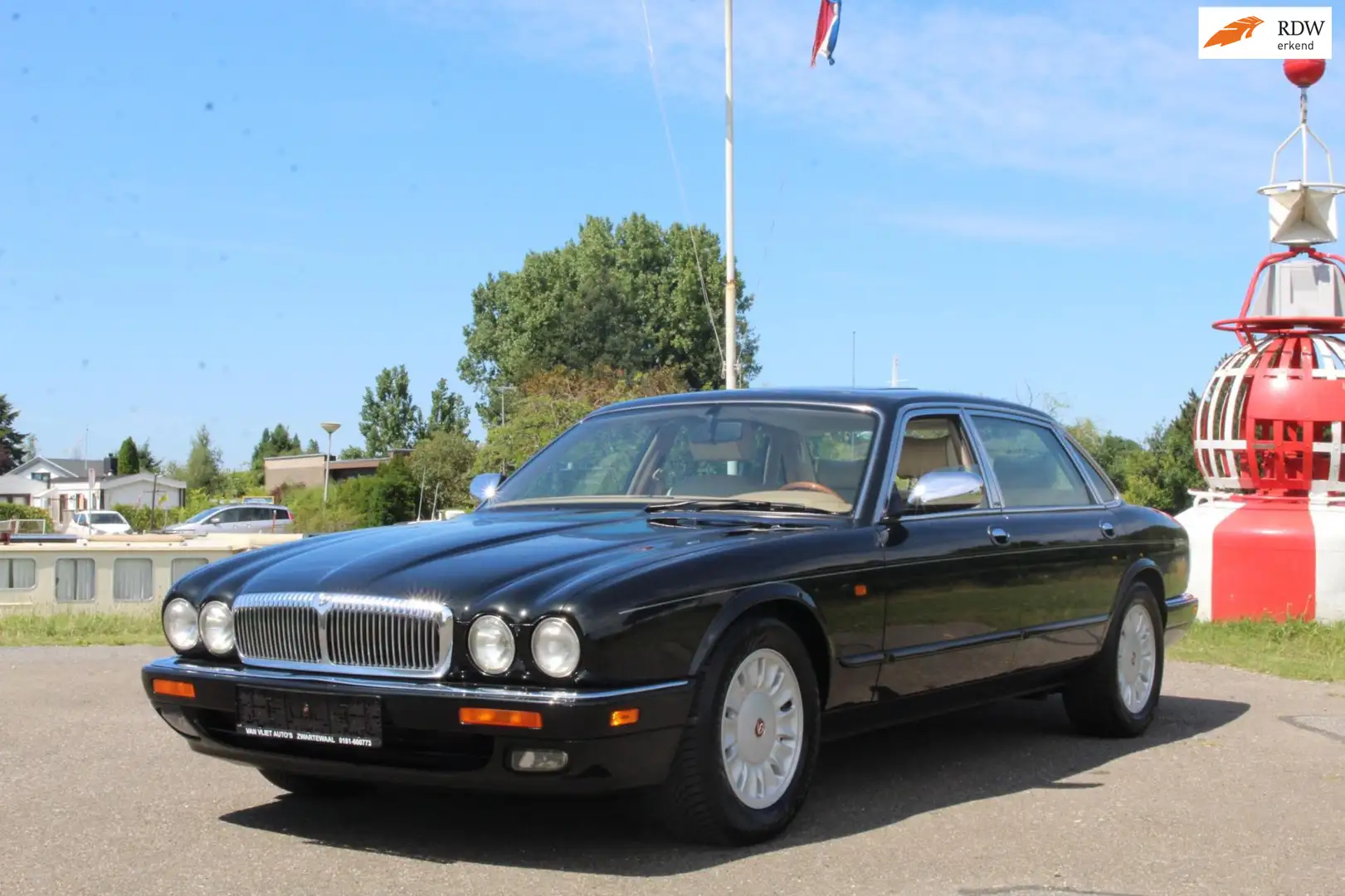 Daimler Six 4.0 *1e EIG !! *NIEUWSTAAT *PAPIEREN AANWEZIG Schwarz - 1