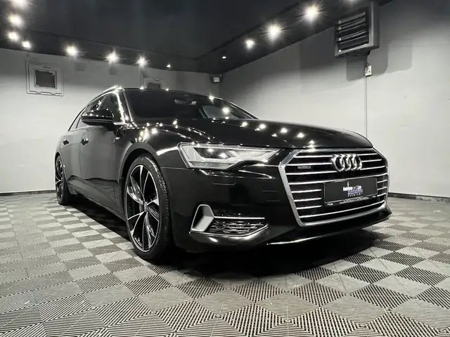 Audi A6 Avant view 2