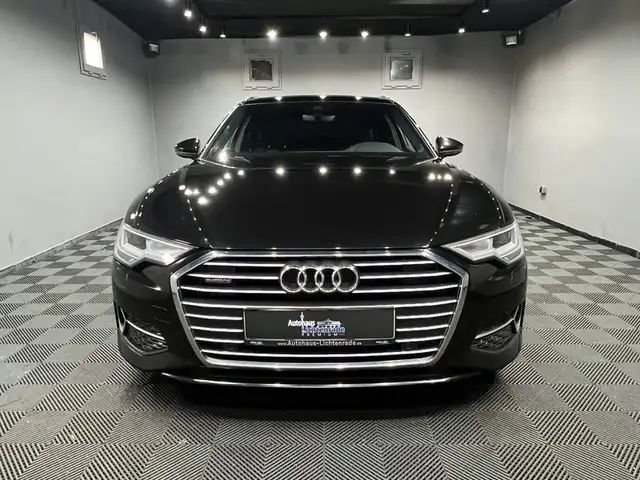 Audi A6 Avant view 6