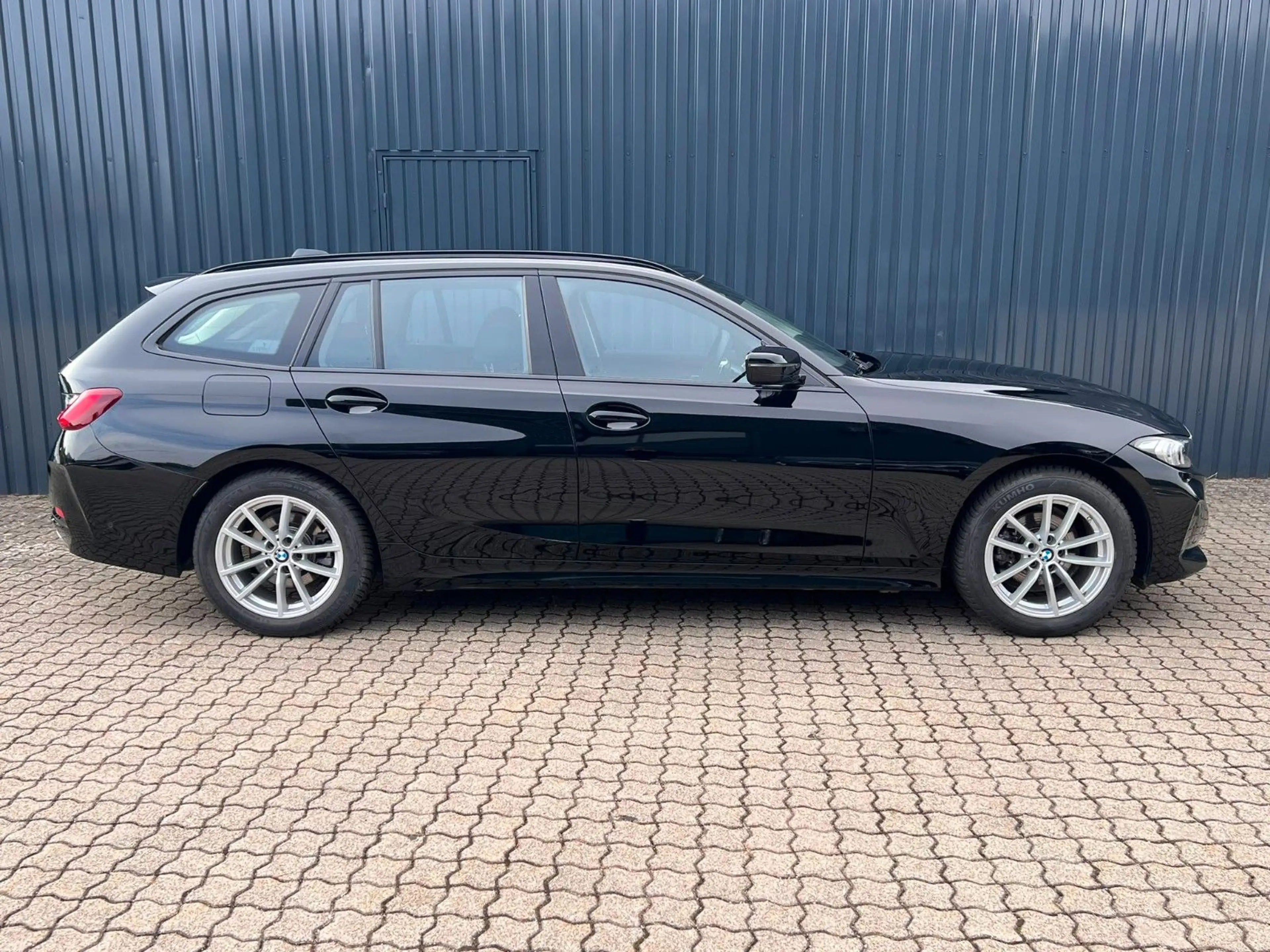 BMW 318 i Touring Facelift / Kamera/Sitzheiz/Navi — photo 6