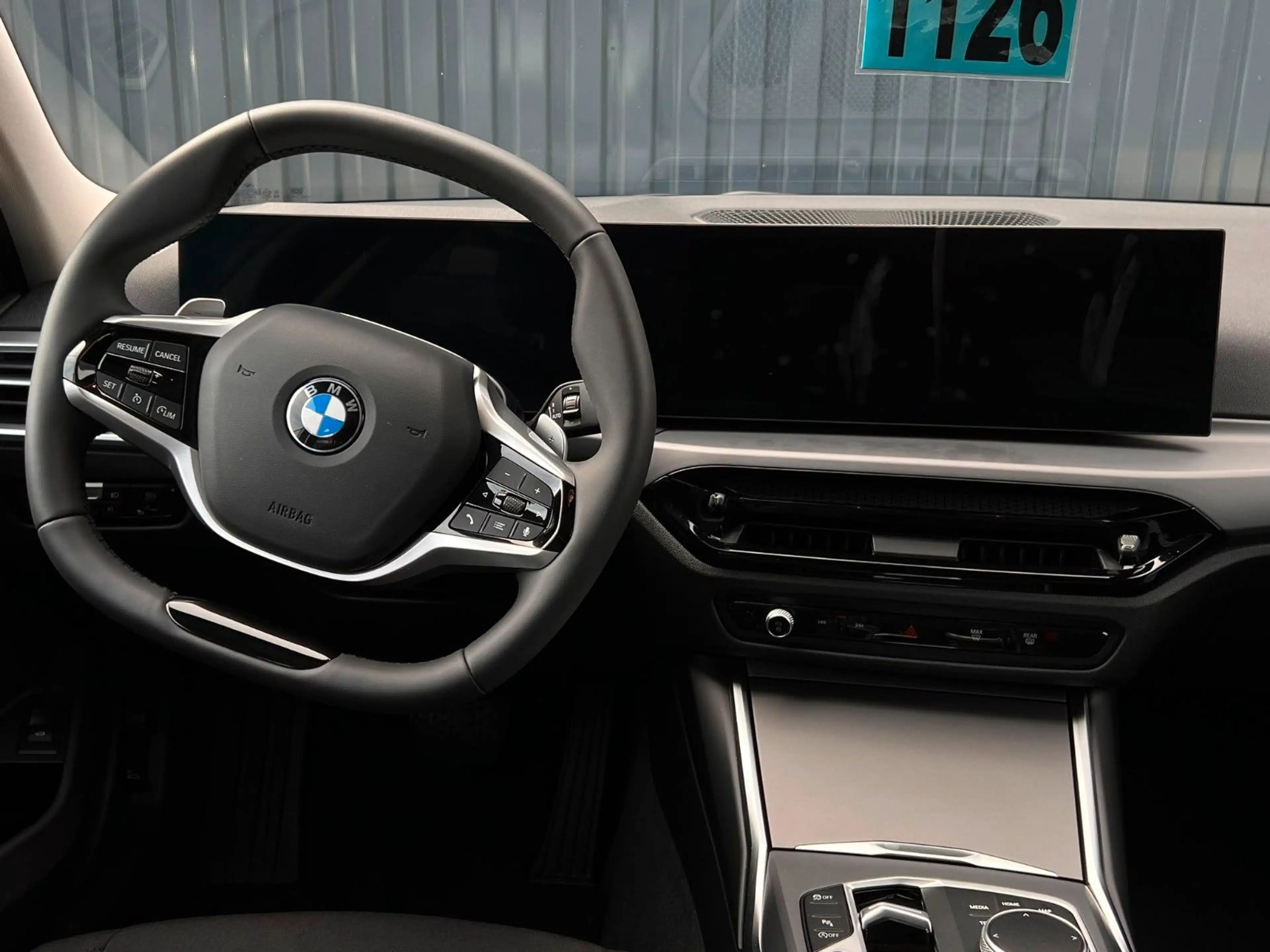BMW 318 i Touring Facelift / Kamera/Sitzheiz/Navi — photo 11
