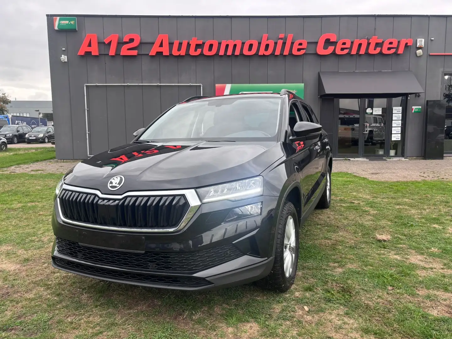 Skoda Karoq Karoq 1.0 TSI | Navi | Carplay Zwart - 1
