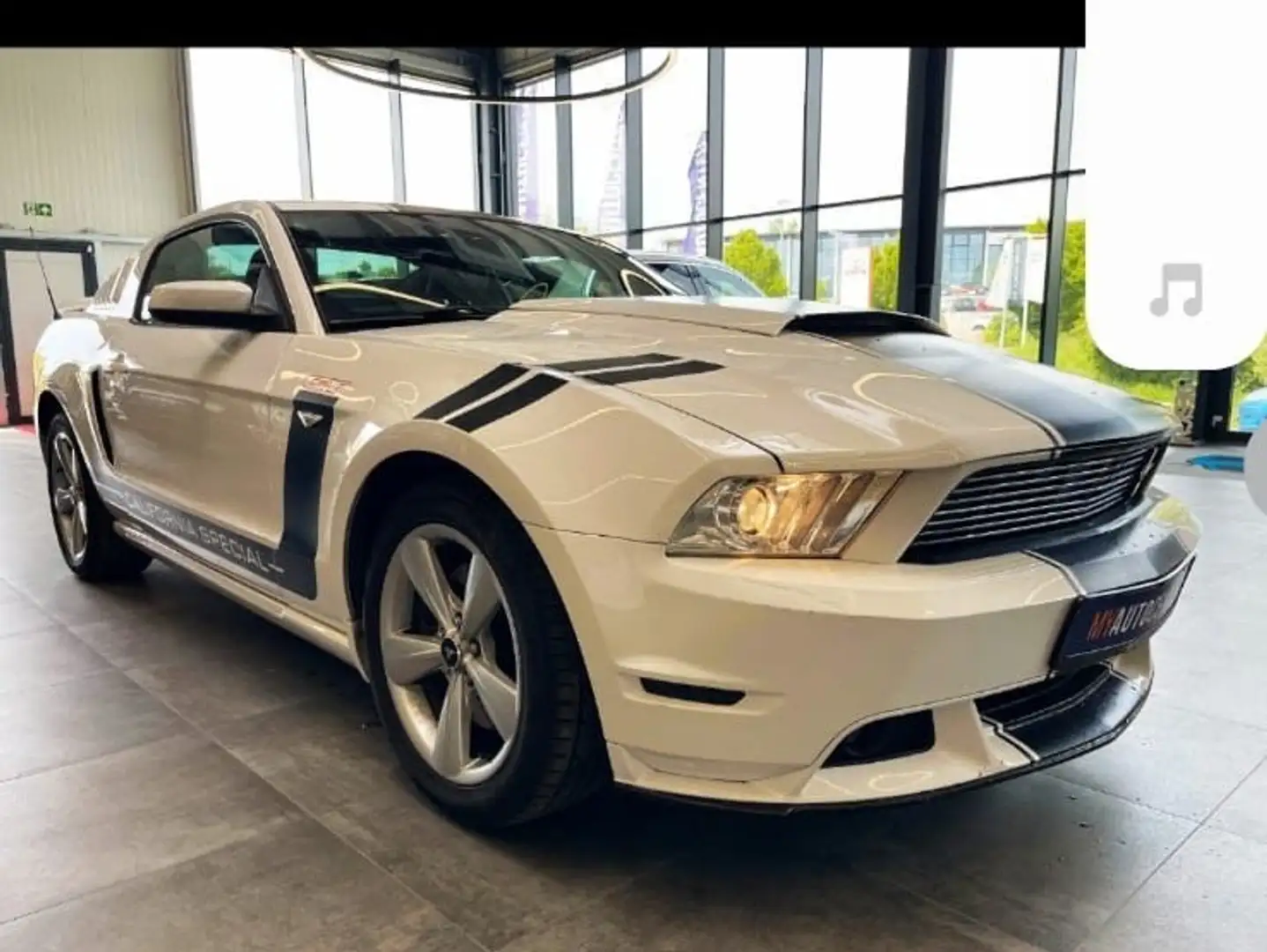 Ford Mustang - 1