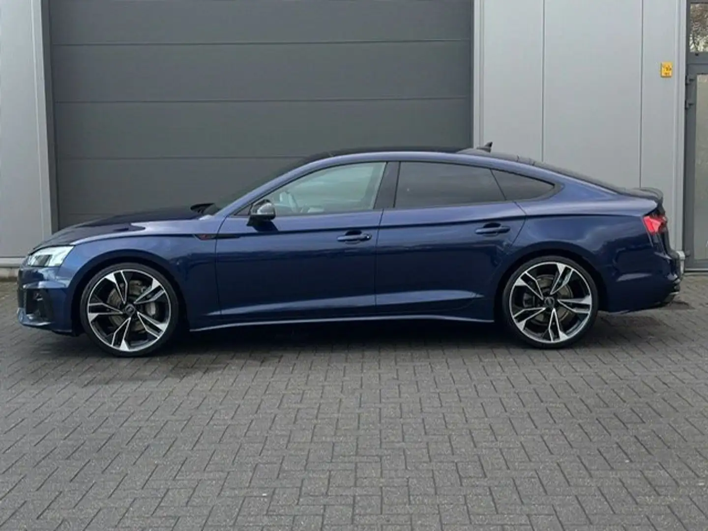 Audi A5 A5 Sportback 40 TFSI quattro S tronic S line Blauw - 2