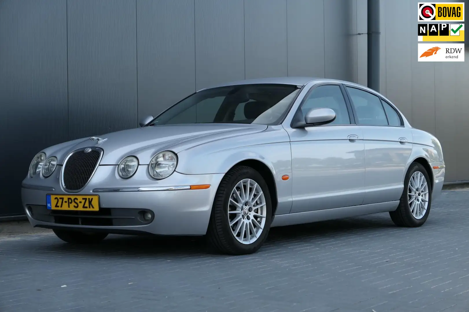 Jaguar S-Type 3.0 V6 Executive NAP Leder Cruise Navi Youngtimer Grijs - 1