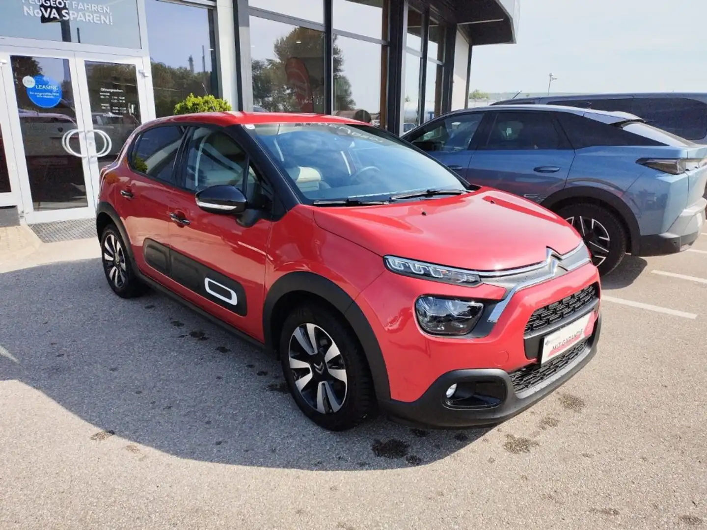 Citroen C3 MAX 1,2PT 110 S&S 6 Gang Rouge - 2