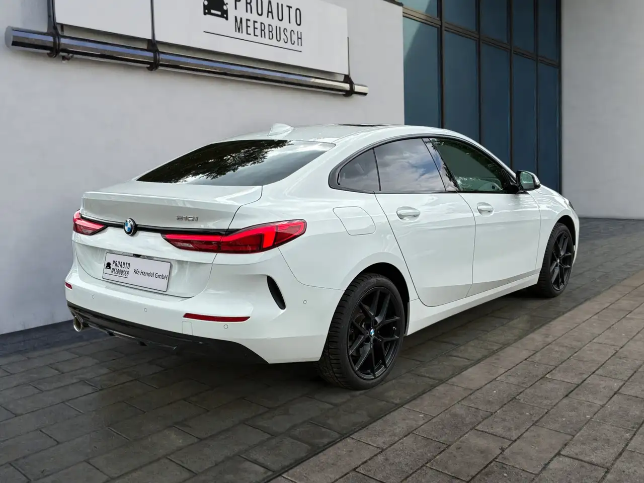 BMW 218 i Gran Coupe Sport Line HIFI/ADAPTLED/PANO/RFK, миниатюра 3