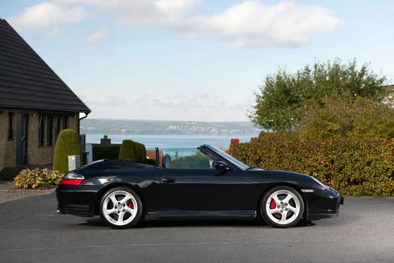 2005 Porsche 911 (996) Carrera 4S Cabrio - UNFALLFREI   BOSE, photograph 2