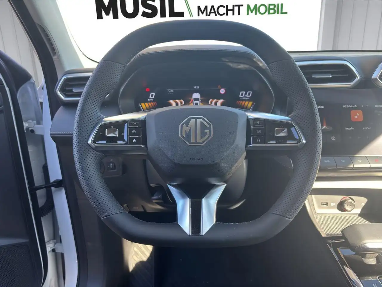 MG ZS Hybrid+ 145 kW Luxury 145 kW 360°Kamera ACC 13