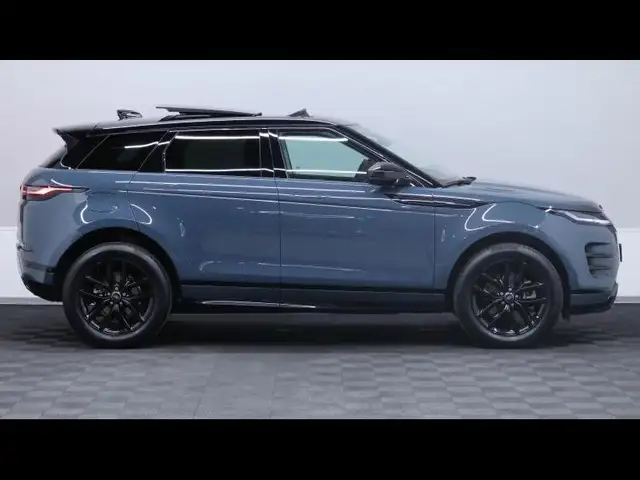 Land Rover Range Rover Evoque view 3